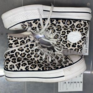 Leopard platform converse